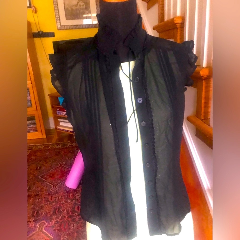 Mexx Sleeveless See-through Blouse with front button closure, EUC, Sz. L